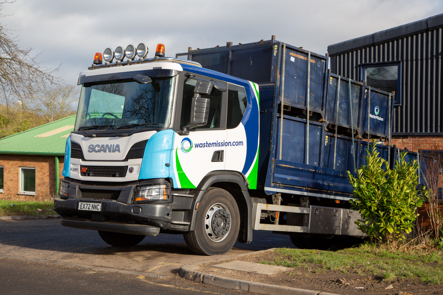 Waste Mission Unveils Tips for a Circular Christmas: Is Your Office Party Costing the Earth?