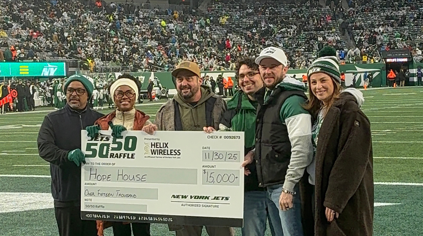 Helix Wireless Supports Hope House For Our Families Through the New York Jets Foundation 50/50 Raffle Program
