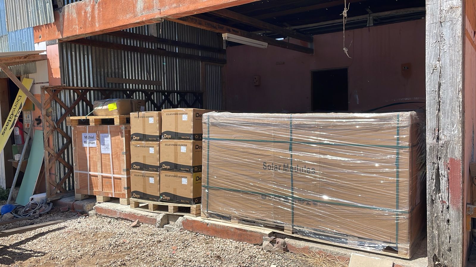 Solar Experts Costa Rica Achieves Five-Star Status as Leading Whole House Battery-Based Solar Panel Installer