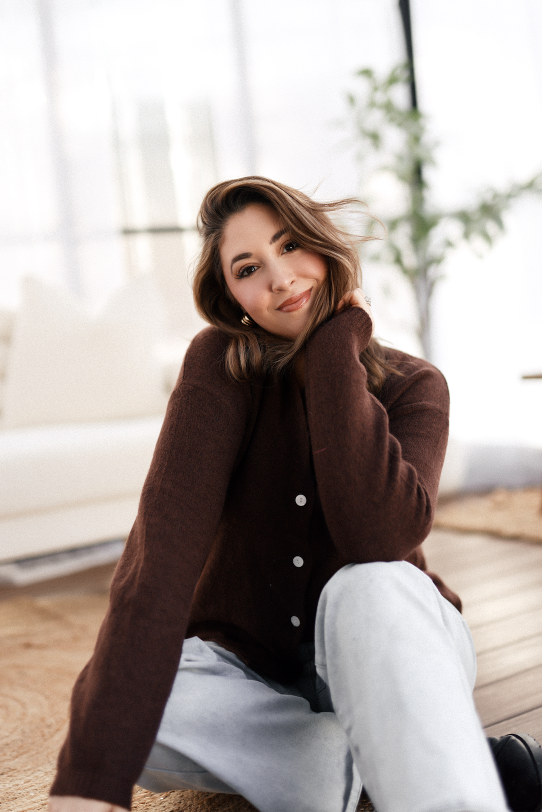 Little Glass House Studio Brings Natural Light Photography Space to the Boston Area as Candid, Lifestyle Imagery Gains Popularity