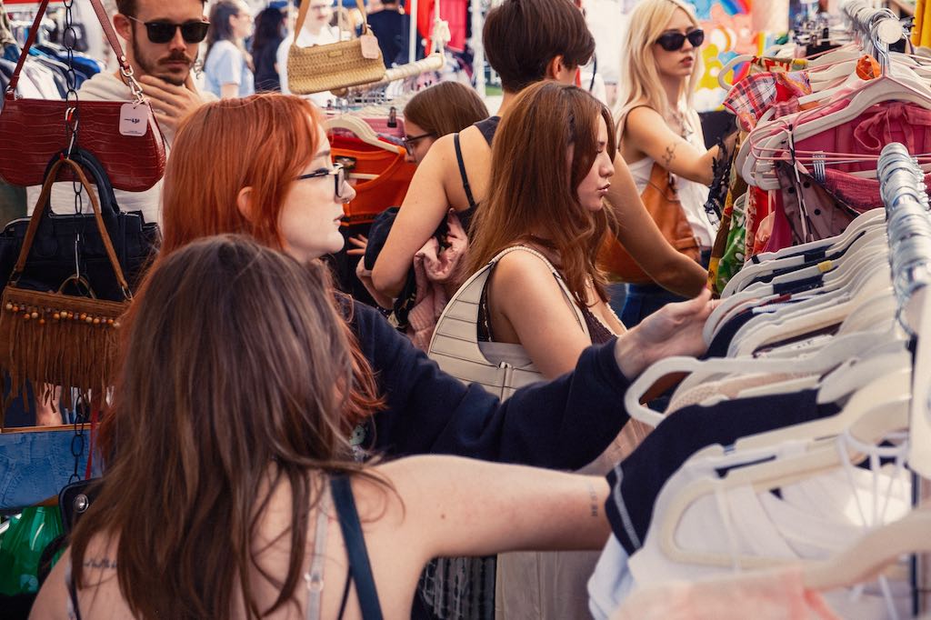 Los Feliz Flea at Vintage Land announces Odd Market Unveils Los Angeles' Only Rooftop Flea Market