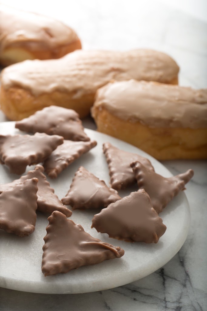 A'cappella Chocolate's Maple Glazed Donut Crisps Now Available at 50 California Costco Warehouses