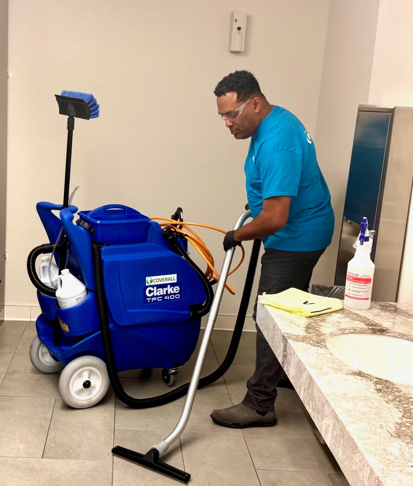 Coverall of Fresno Reinforces Role as the Best Commercial Cleaning Provider, with 5-Star Rating and Over 100 Google Reviews