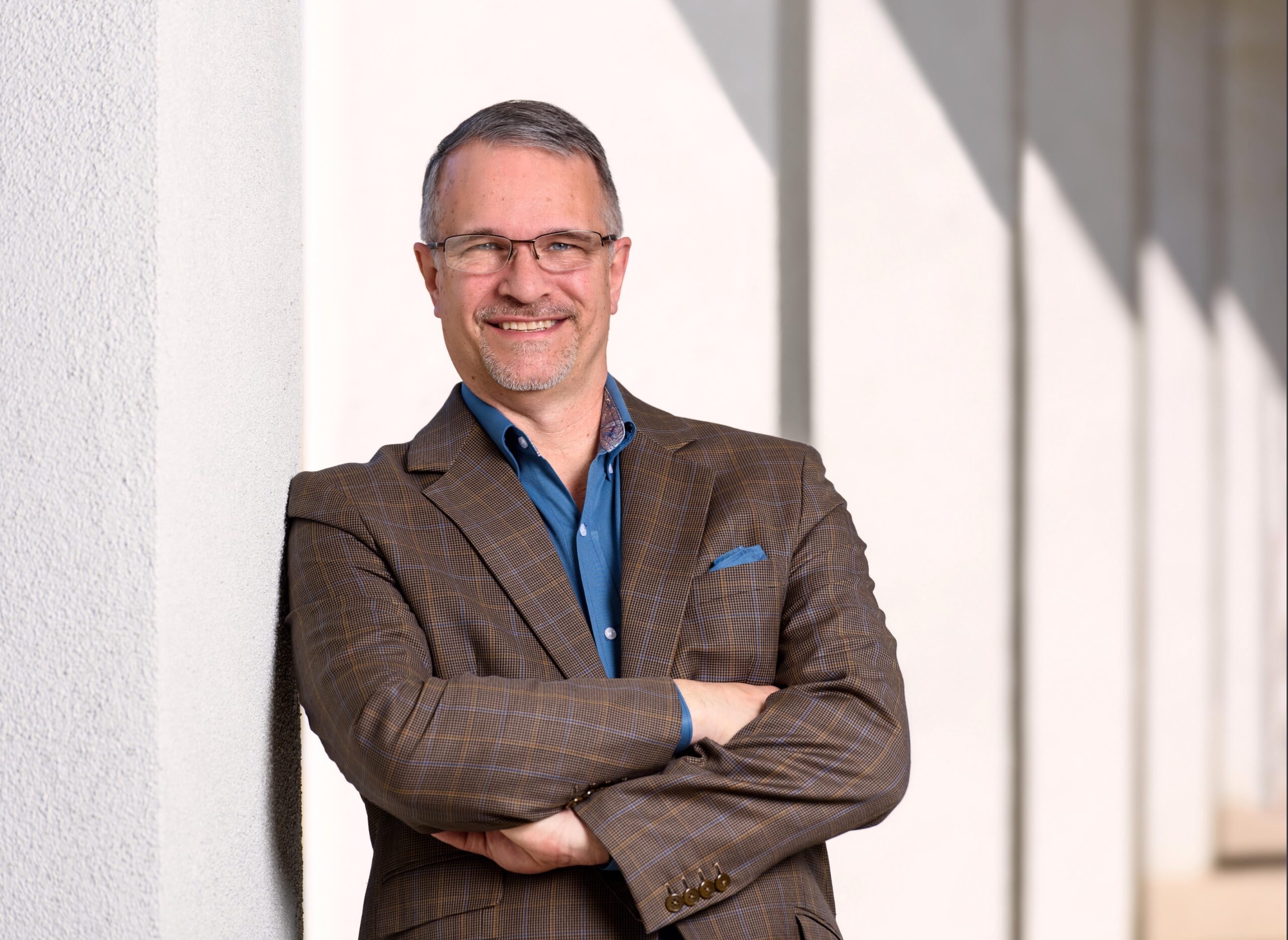 Salary Coach Launches Three Offers for Executives Navigating Job Transitions and Consulting