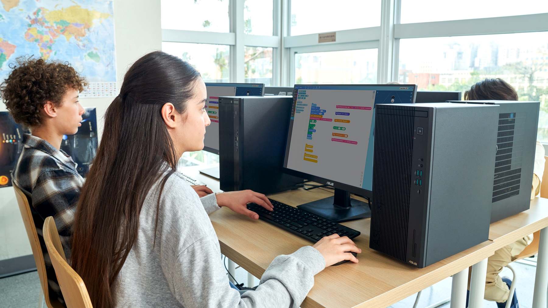 ASUS Launches K-12 EmpowerED Hardware Grant