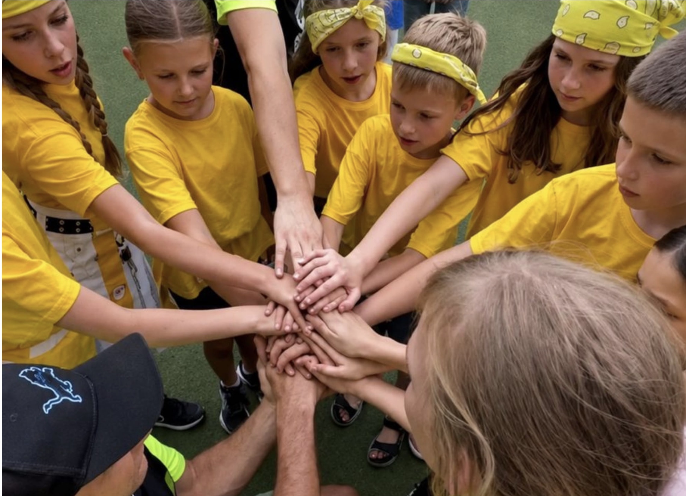 Business, sport and a cause: WhiteBIT Australia hosts the Huddle Up in Melbourne