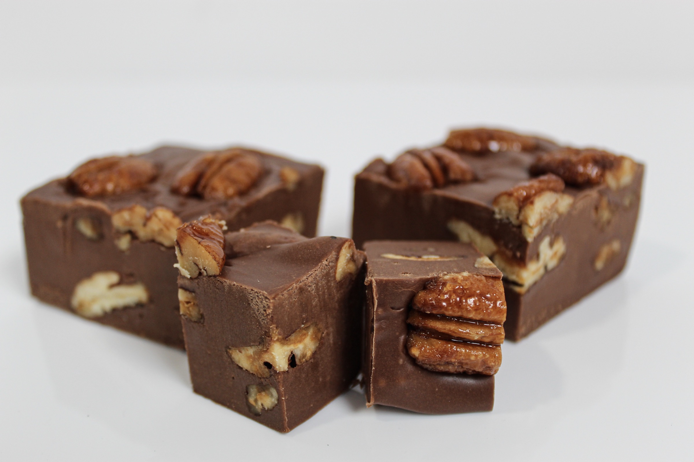Hill Country Chocolate Launches Artisanal Fudge Made With House-Roasted Texas Pecans